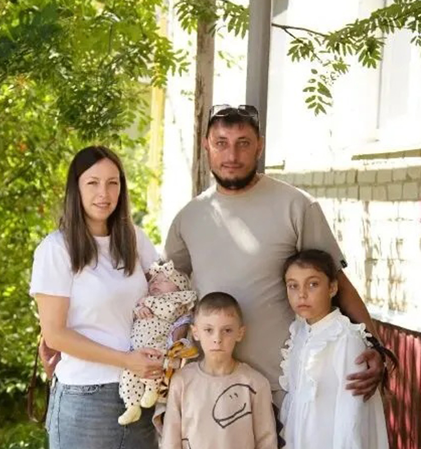 СЕМЬЯ БОЛЬШОГО ФОРМАТА. Многодетная семья Байковых  выбрала жизнь и работу на селе